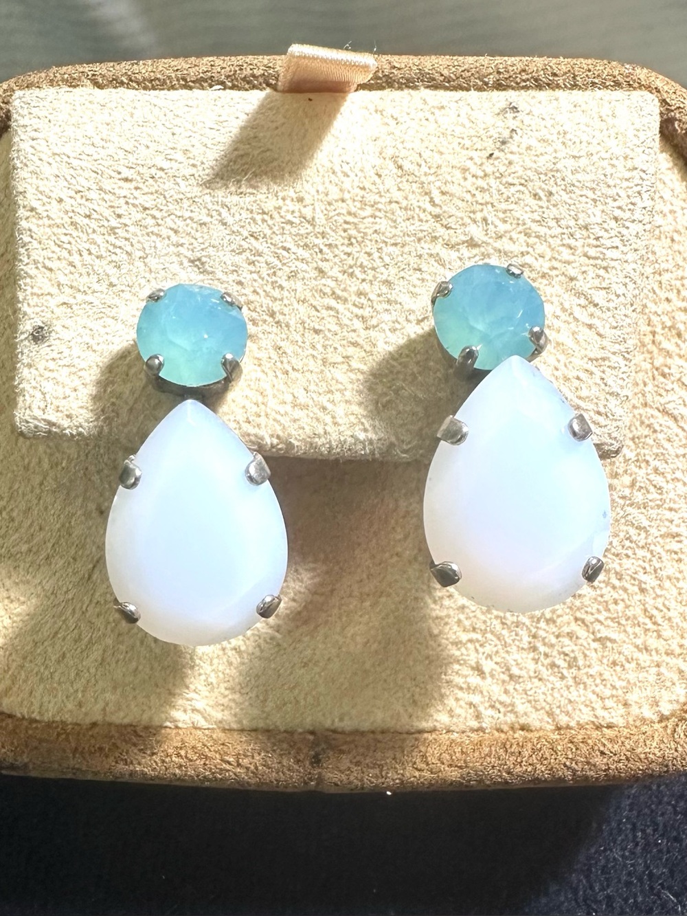 Vtg: SORRELLI Earrings
